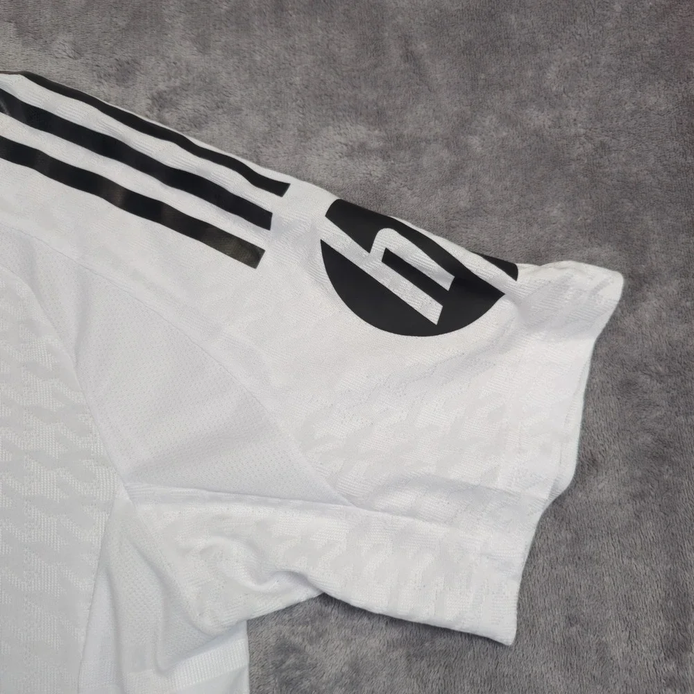 Adidas Real Madrid 24/25 Home Jersey Mbappe 9 Champions League Mens Large NWT